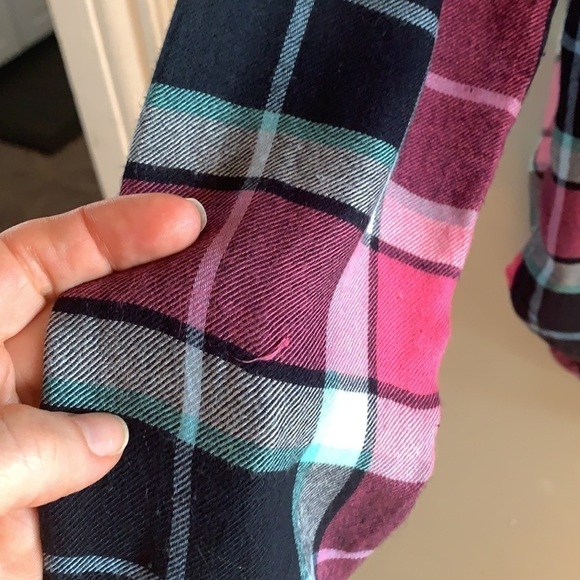 Abercrombie kids Soft Plaid Button Down Shirt Pink/Black Sz 15/16 - Picture 8 of 9